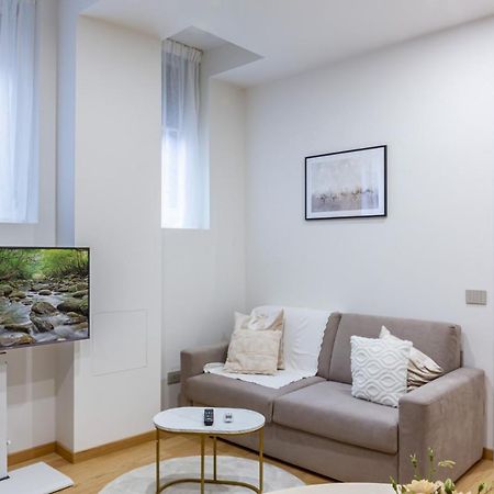 ミラノEasylife - Bilocale Moderno E Sofisticato In Zona Porta Veneziaアパートメント エクステリア 写真