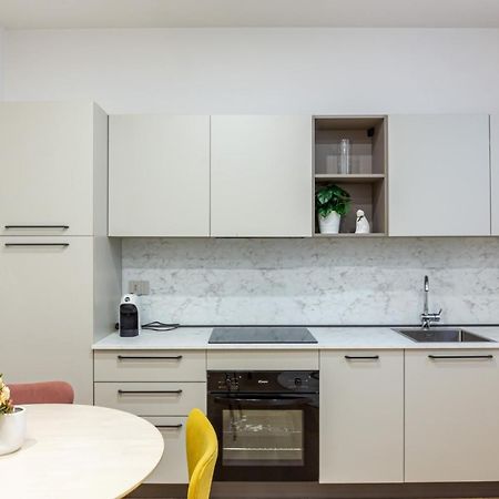 ミラノEasylife - Bilocale Moderno E Sofisticato In Zona Porta Veneziaアパートメント エクステリア 写真