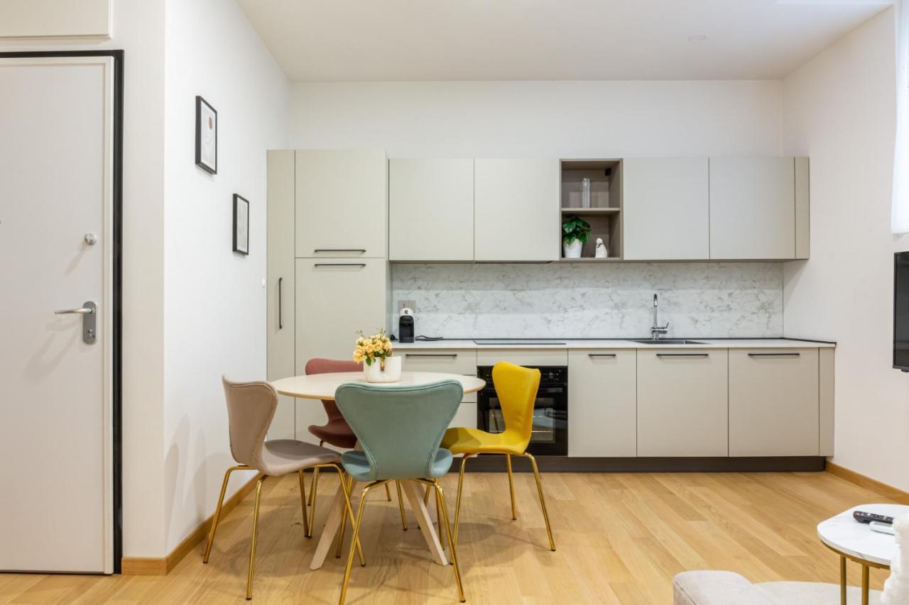 ミラノEasylife - Bilocale Moderno E Sofisticato In Zona Porta Veneziaアパートメント エクステリア 写真